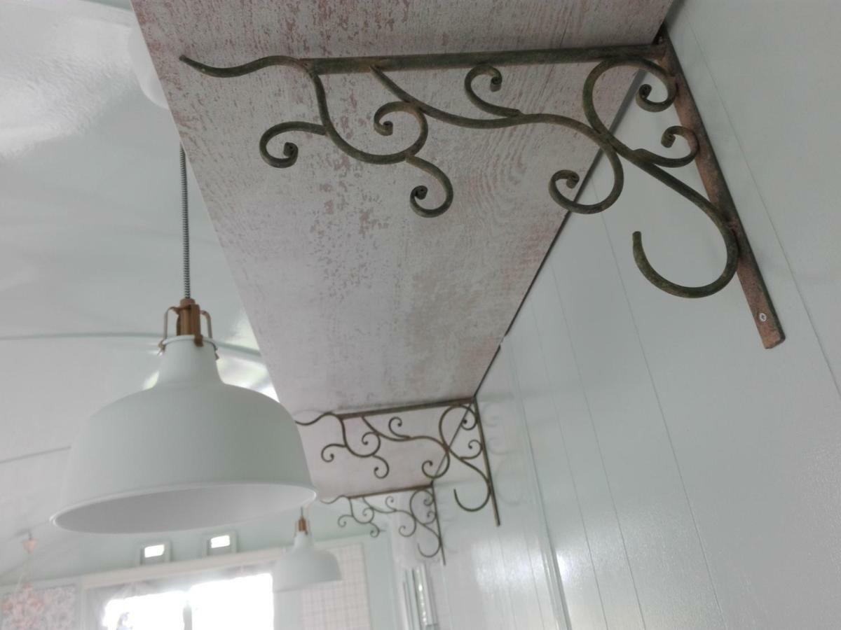 Pipowagen Overnachting Het Houten Huis Zaltbommel Exteriér fotografie